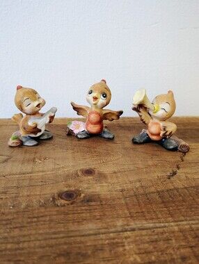 Vintage Josef Originals Ceramic Twilly Bird Robin Singing, Horn, and Banjo